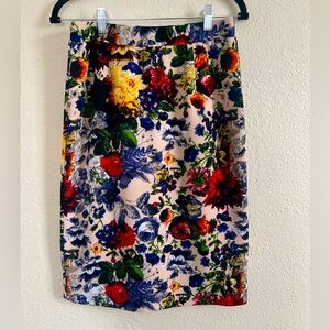 ⭐️Floral pencil skirt